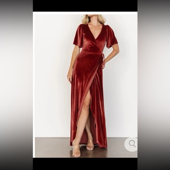Baltic Born Katelyn Velvet Maxi Wrap Dress in Terracotta size Small - Picture 5 of 12